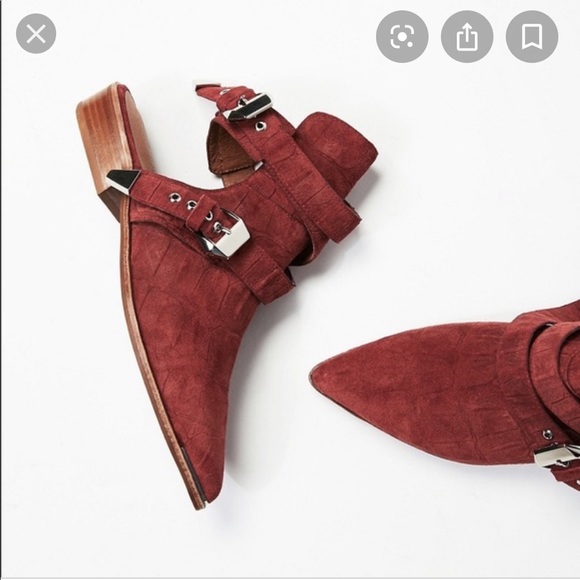 Jeffrey Campbell Flat Road Size 8 Red - Picture 2 of 6